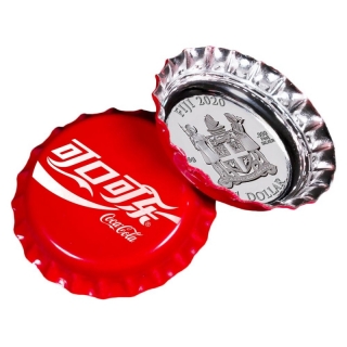 1 $ Dollar Coca Cola Global Edition China Bottle Cap Shaped Fiji Silber Proof 2020